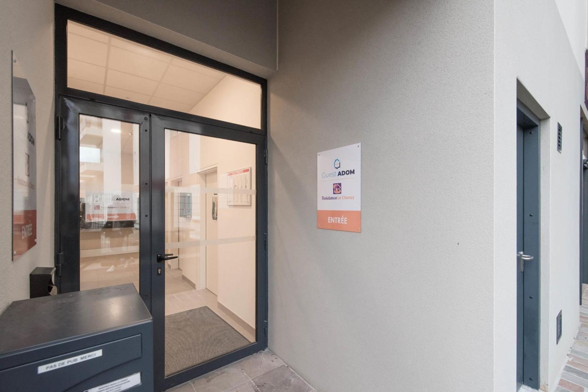 Elodie - T2 Proche Gare Apartment Le Mans Exterior foto